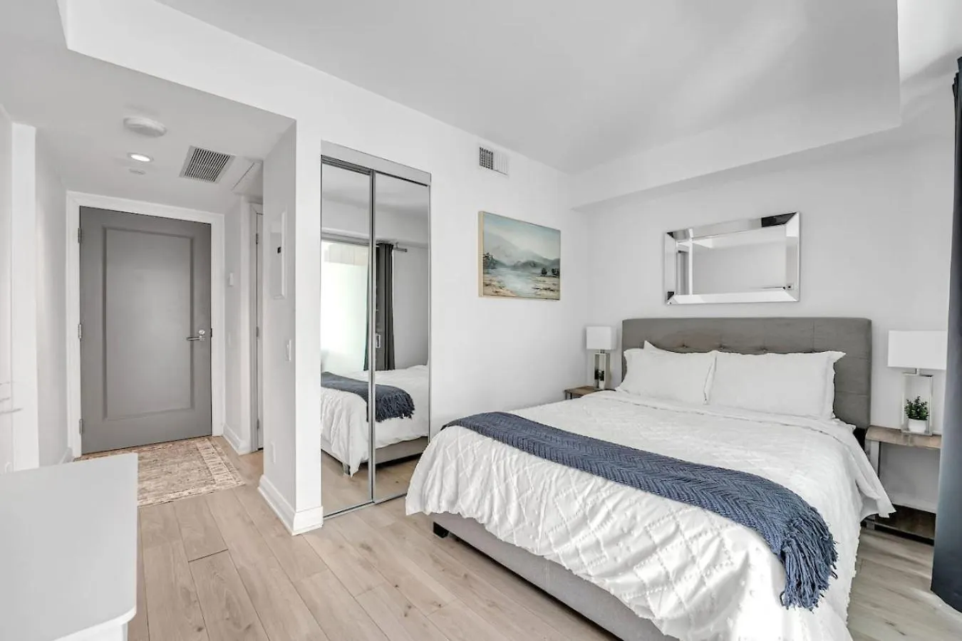 Casa de Férias Luxe Yorkville Unit Near Restaurants Fashion Ttc Toronto Canadá