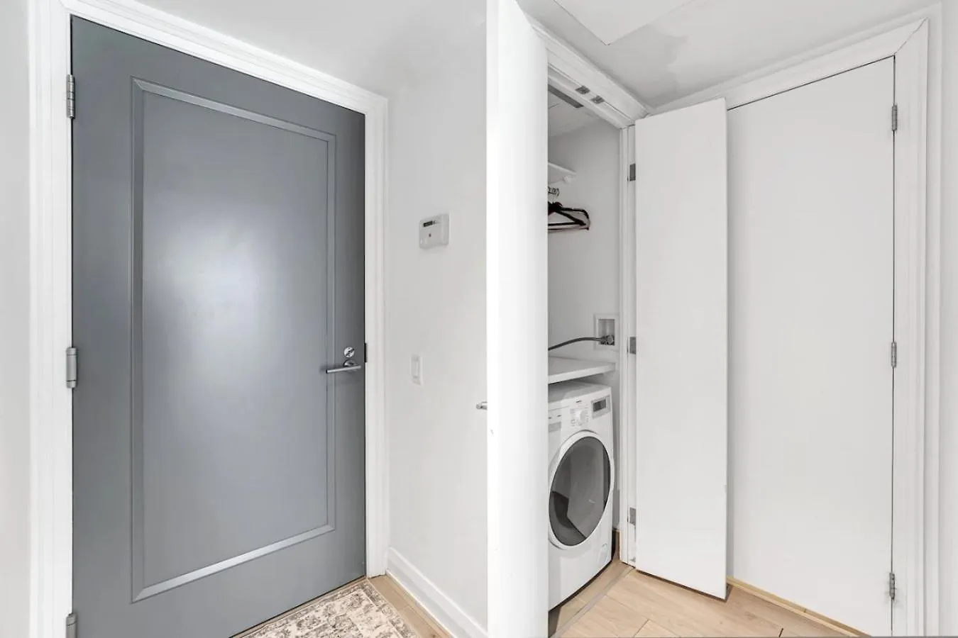 Luxe Yorkville Unit Near Restaurants Fashion Ttc Toronto Casa de Férias